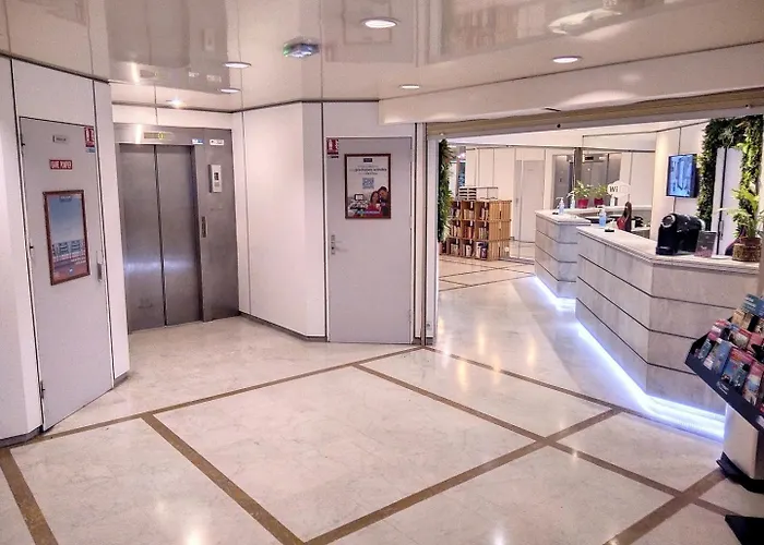 Graziella 510 Daire Juan-les-Pins